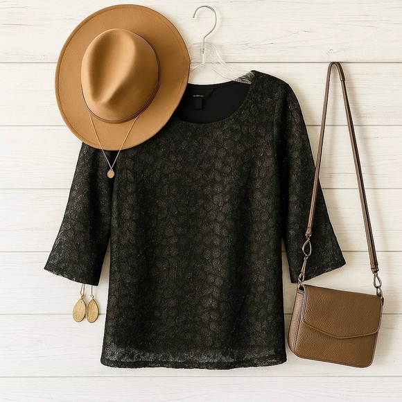 NWT Adrianna Papell floral metallic/ shimmer lace bell sleeve top ❤️ - Picture 1 of 7